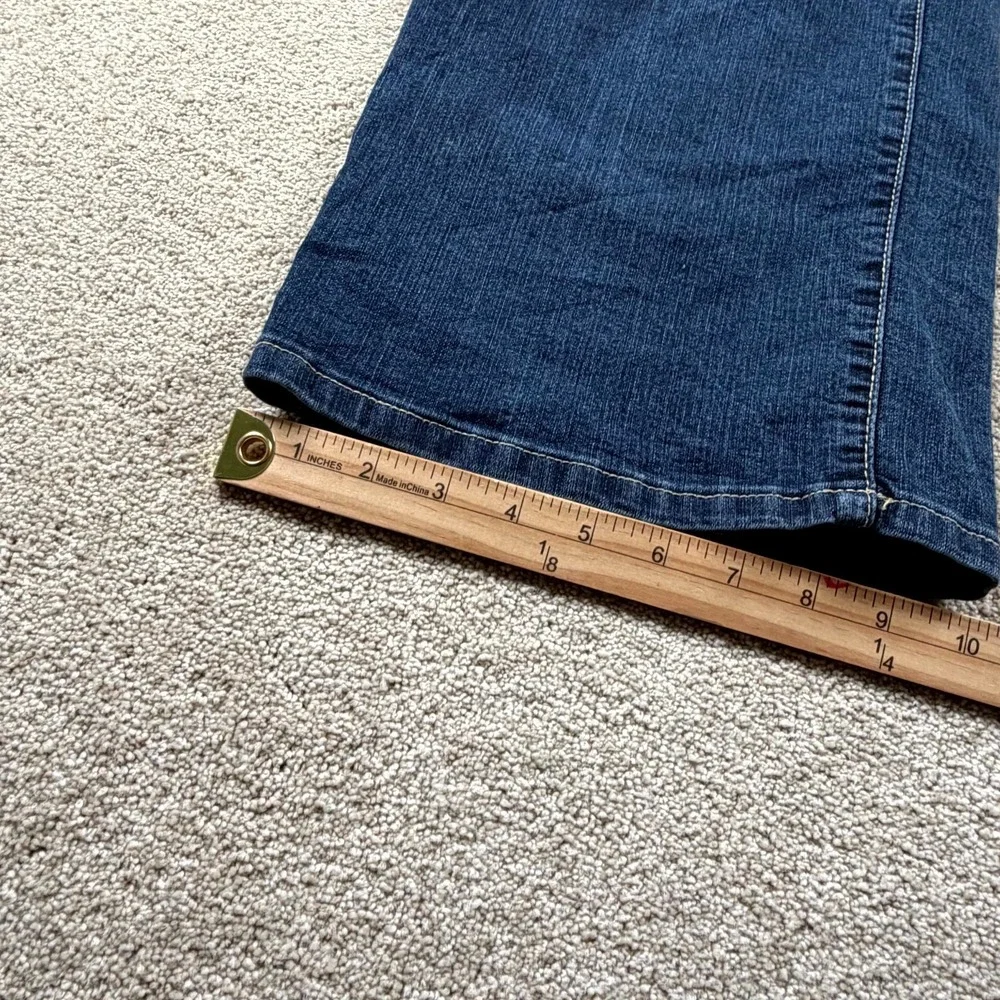 Traffic Jeans Womens 14W Plus Blue Denim Medium Wash Stretch Mid Rise Wide Leg